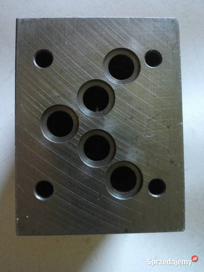 Rozdzielacz 4WE10 J50G24NZ4 p315MPa