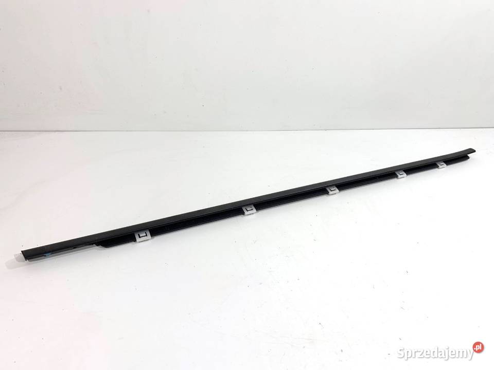 LISTWA ZGARNIAJĄCA PRZÓD PRAWY HYUNDAI KONA osobowe