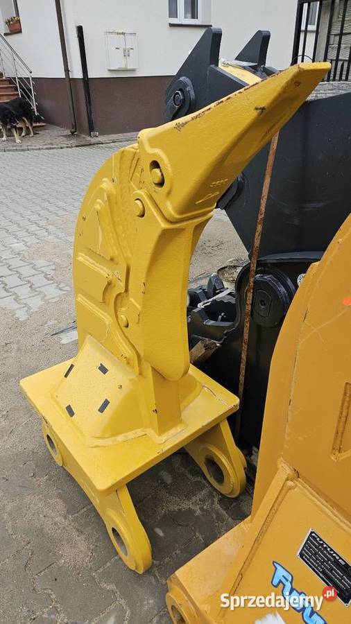 Zrywak kieł do koparki 1825t CAT 320 Sochaczew