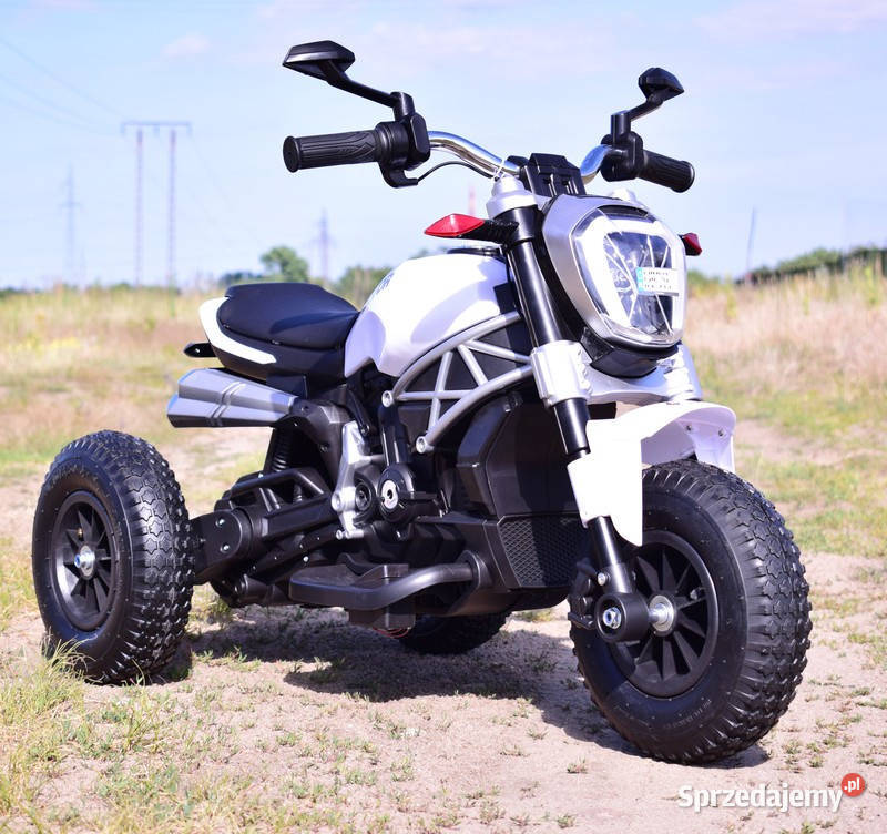 BAWIBUS auto motorek WIELKI MOTOR ŚCIGACZ Myszków