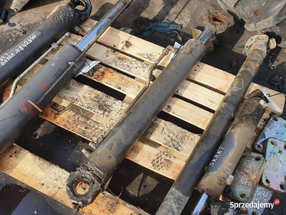 TŁOK VOLVO L35BZ CENTRALNY Lipno sprzedam