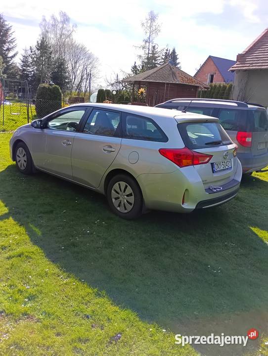 Tpyota Auris TS bęzyna 16 Pakosławice