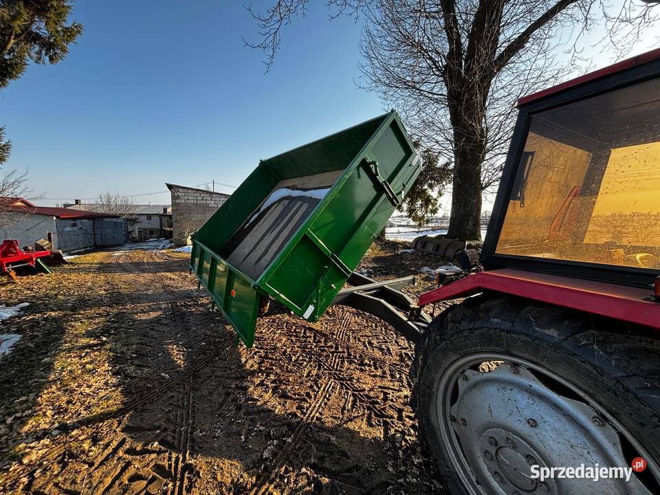 Przyczepa wywrot 3 stronny Stan Przyczepy rolnicze Nakla