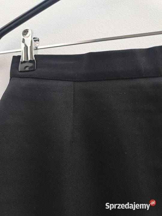 Czarna klasyczna spódnica damska Trąbki Wielkie