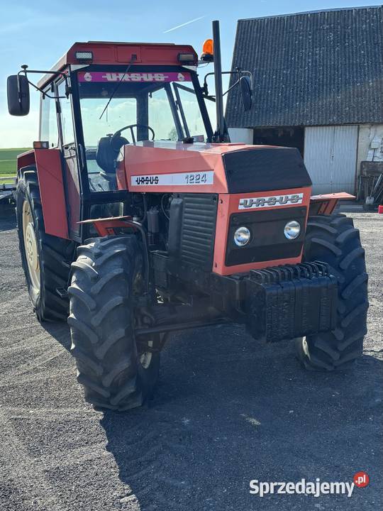 Traktor Ursus 1224 kujawsko-pomorskie Juncewo