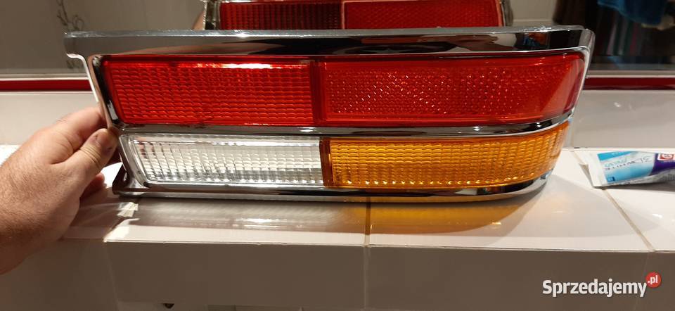 Klosz Lampy tylnej lewej BMW 1600 2000 E8 ładna Oświetlenie