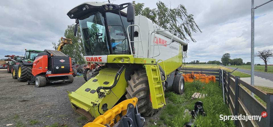 CLAAS LEXION 570 APS HYBRID 2010 heder V750 Pobiedziska