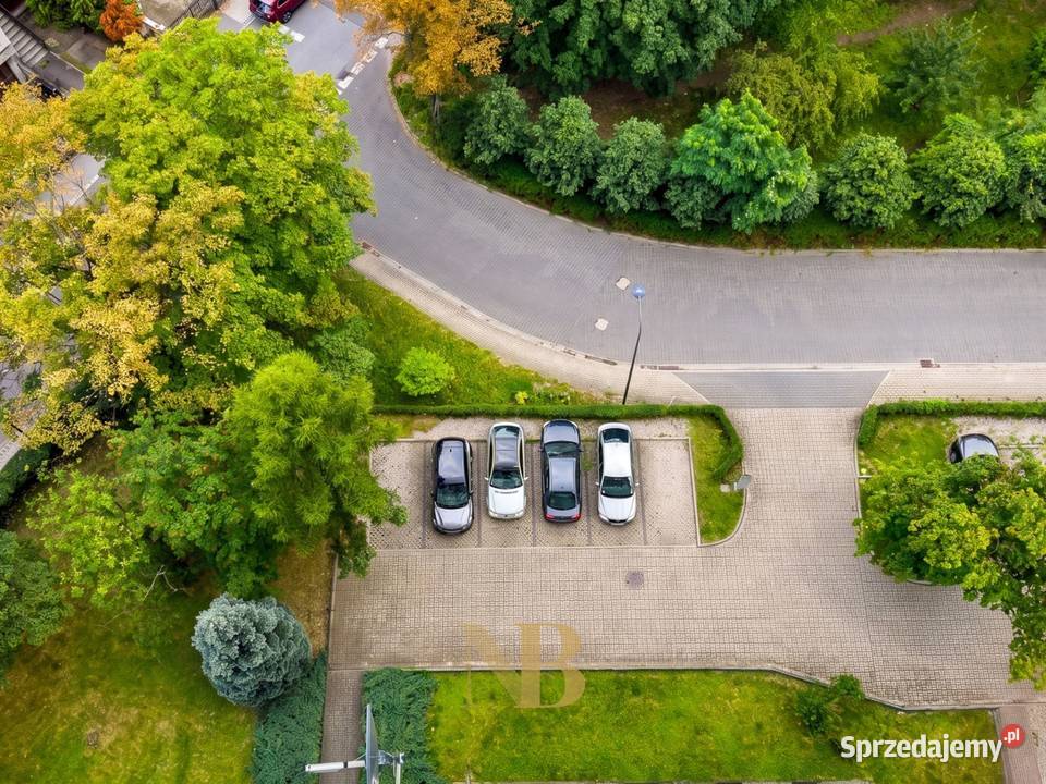 44 m 2 Pokoje Osobna Kuchnia Widok na Warszawę Warszawa