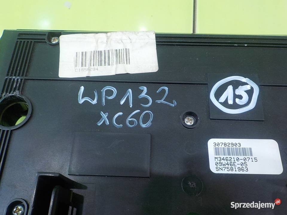 VOLVO XC60 24 D AUT 09r KOMBI 5D panel Suków