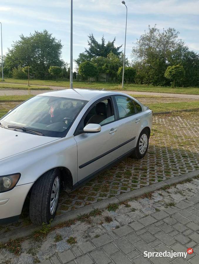 Sprzedam samochód osobowy marki Volvo S40 Chęciny sprzedam