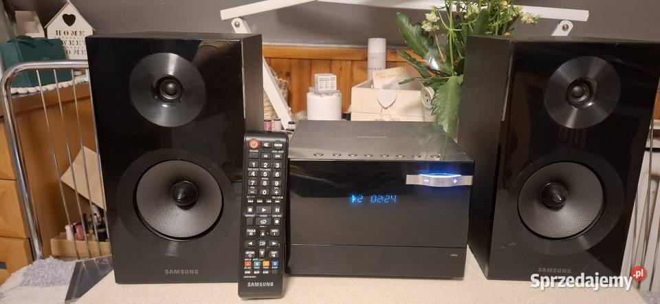 Mini wieża Samsung MME330D z USB Wadowice