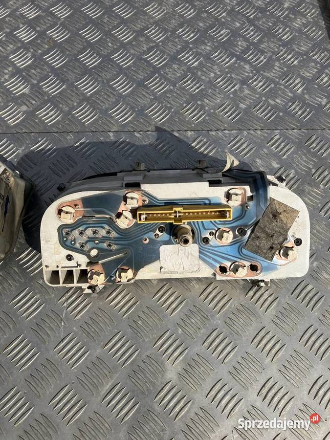 Licznik Ford Sierra 87BB10841Aa osobowe Liczniki i zegary dolnośląskie Kłodzko
