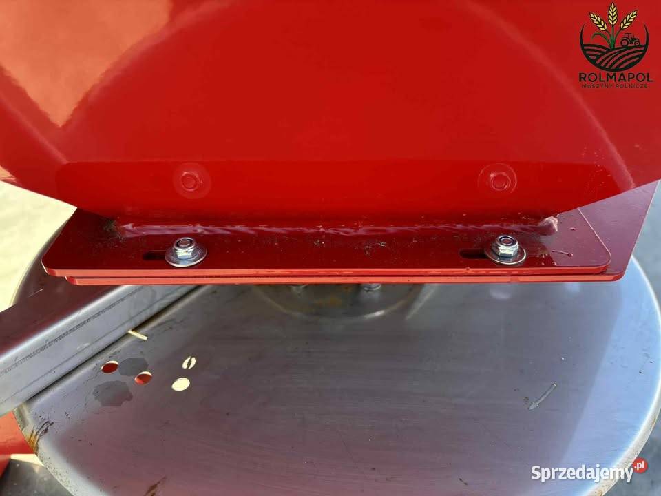 Rozsiewacze do nawozów marki STRUMYK 200500 l Rozsiewacze nawozów Bałtów