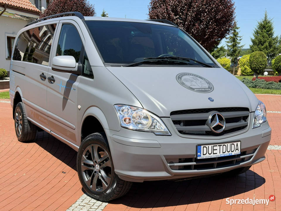 Mercedes Vito 30 CDI AMG 4x4 Automat 8 osób LONG klimatyzacja Widełki