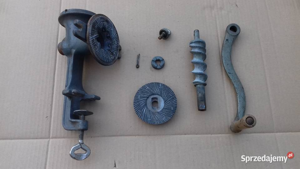 Młynek ręczny do mielenia np kukurydzy zboża Bytom