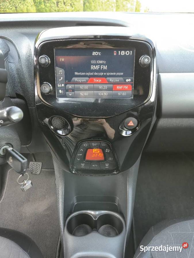 Aygo BLAC EDITION Salon Polska 2021 Kamera Radar Krosno