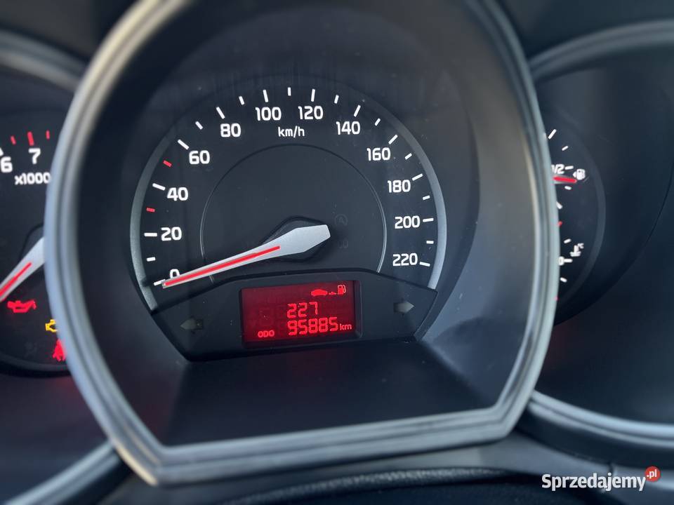 Kia Rio 2014r 12 sedan Katowice