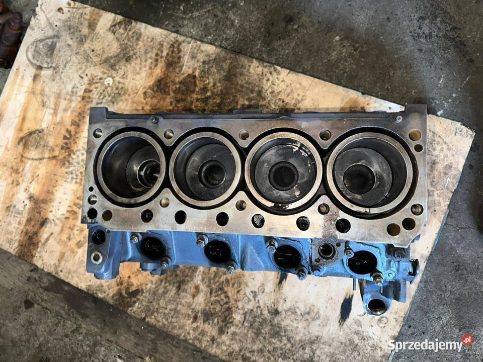 Deutz BF4M1011 F4M1011 silnik słupek blok Jastrzębniki