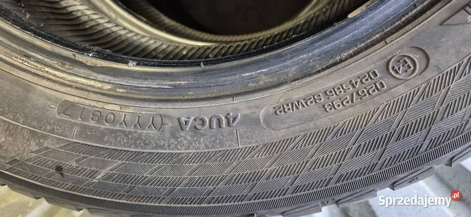 Opony zimowe Yokohama V905 1856015