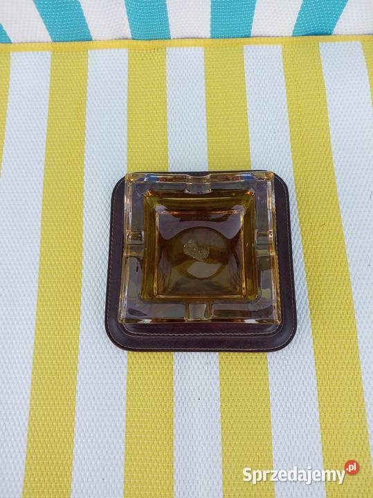 Popielniczkę sprzedam Borówno sprzedam