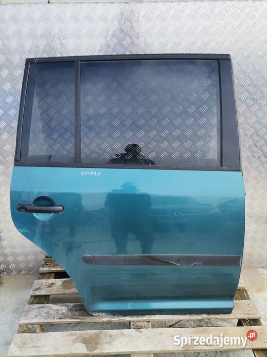 Drzwi Prawy Tył Volkswagen Touran 04r Pogorzelec