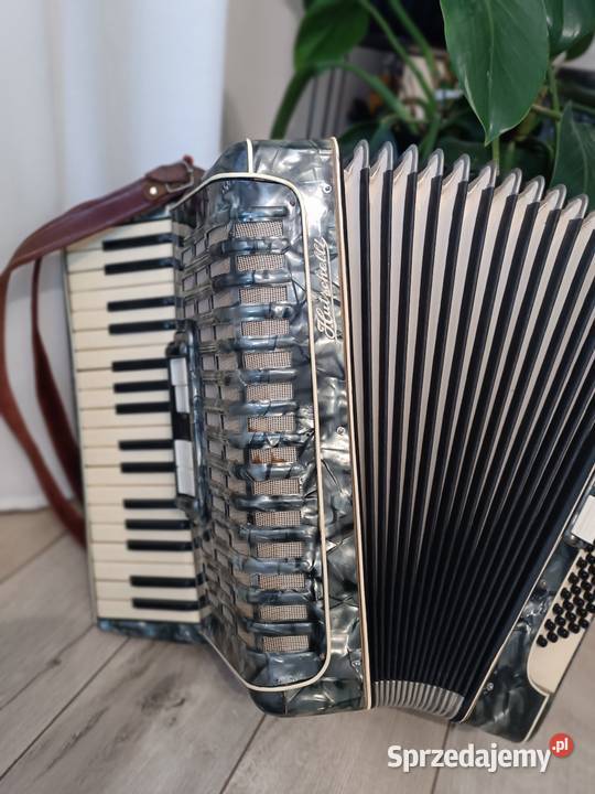 Akordeon niemiecki 80 basow Dębica