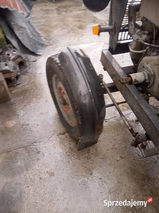 Maska Botnki traktora Sam Kadcza