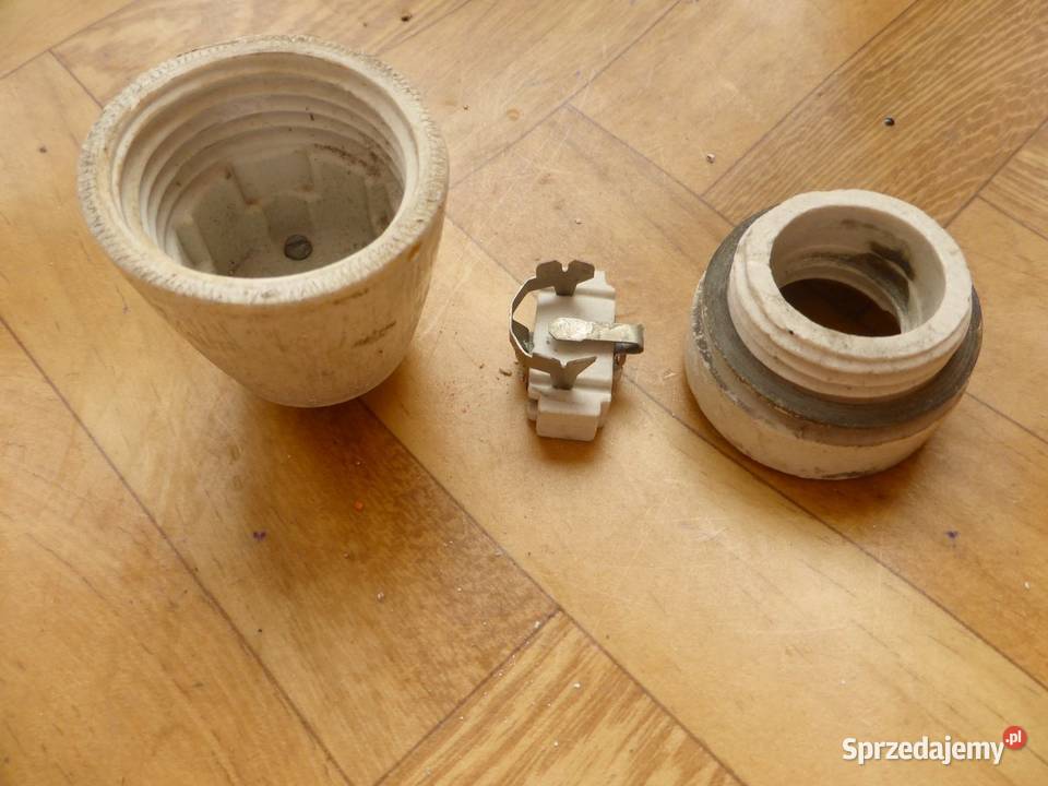 Stara oprawka ceramiczna z czasów PRL Głuchołazy