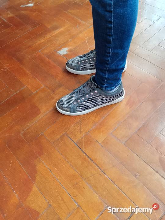 Buty damskie Guess świętokrzyskie sprzedam