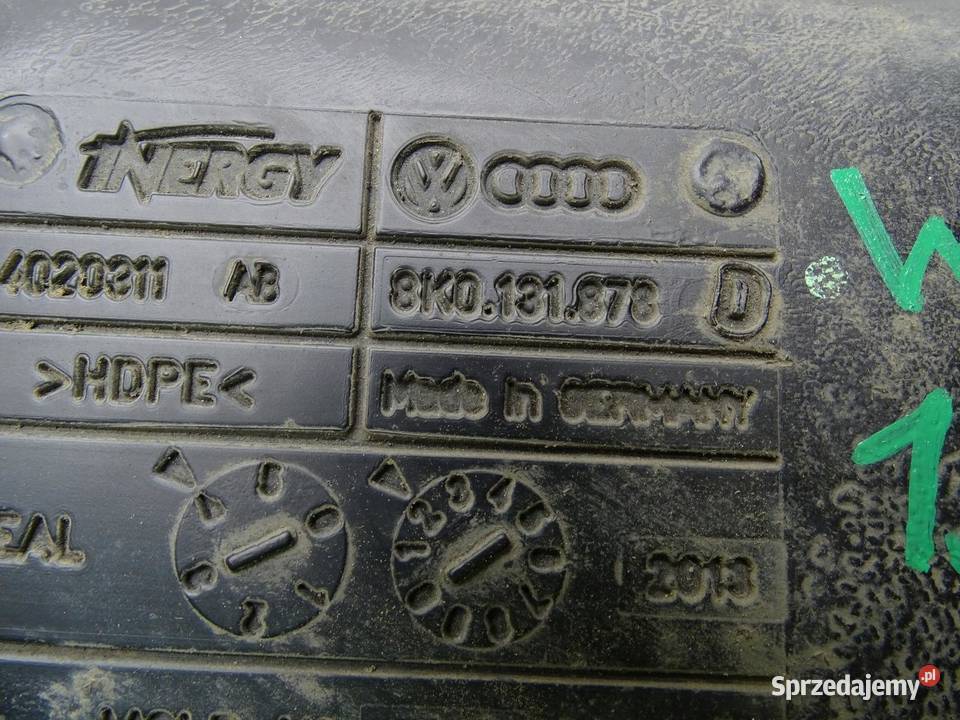 ZBIORNIK ZBIORNICZEK ADBLUE 8K0131878D 20 TDI