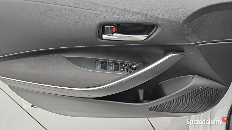Toyota Corolla 20 Hybrid Trek Z Polskiego Salonu kurtyny powietrzne Warszawa sprzedam