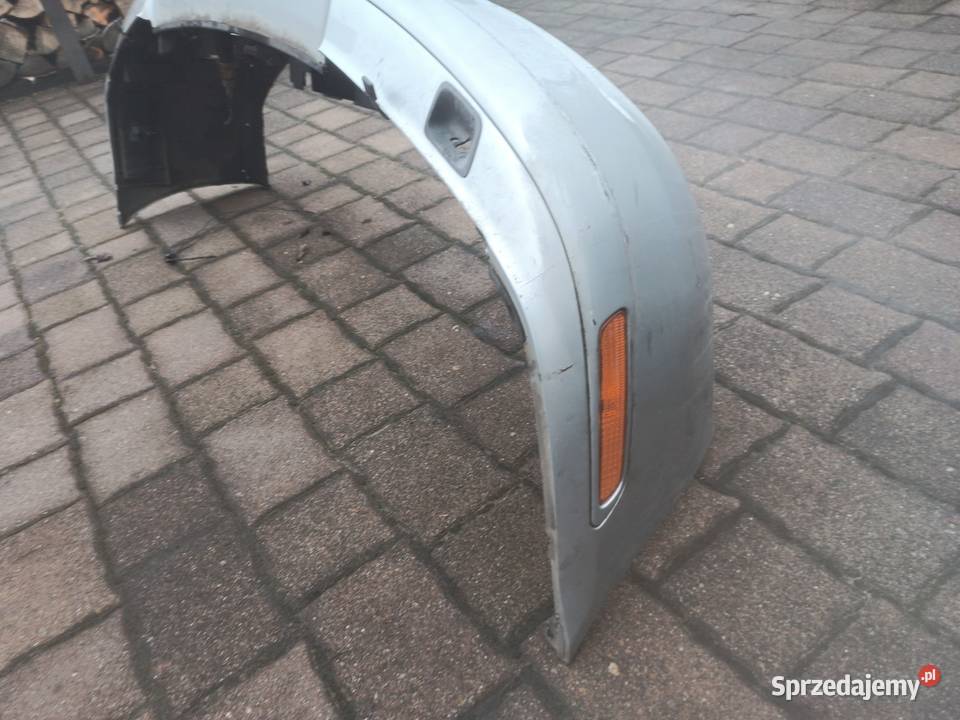 Volvo V40 S40 zderzak przód przedni 32952 Częstochowa