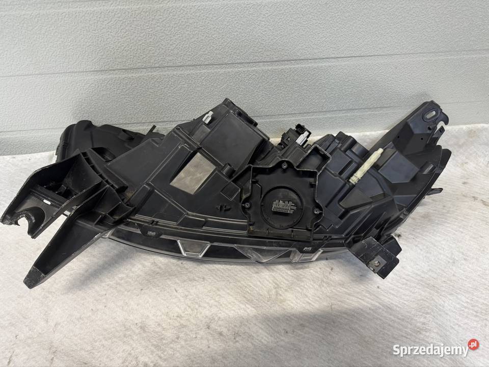 Lampa prawy przód Renault Espace V Full Led 14 osobowe Jasienica