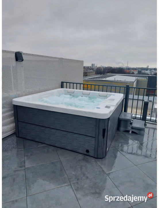 6osobowa wanna spa Discovery Gdańsk
