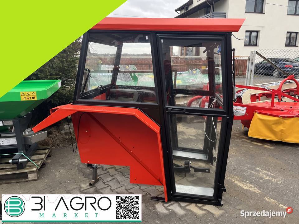 Kabina ciągnikowa kabina Massey Ferguson MF235 Części i osprzęt rolniczy mazowieckie sprzedam