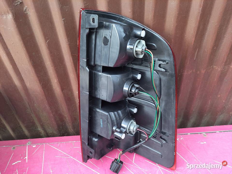Ford ranger 06r lampa tylna lewa terenowe mazowieckie