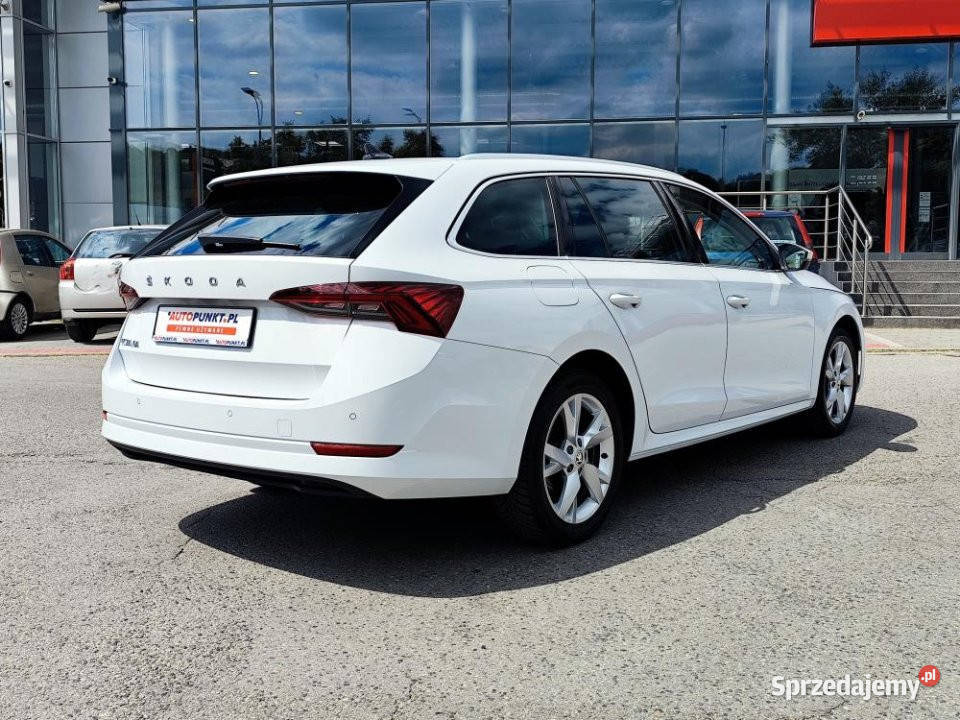 Skoda Octavia 2023r Navi ACC BLIS hak el fotele diesel Kraków