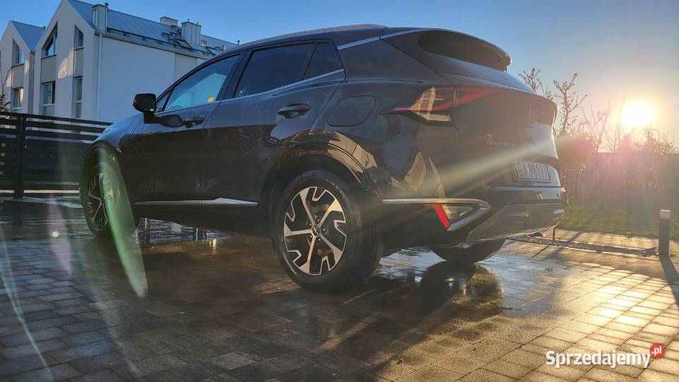 Kia Sportage Business Line 16 benzyna 2022 51 Rok produkcji 2022 Sportage Gdynia