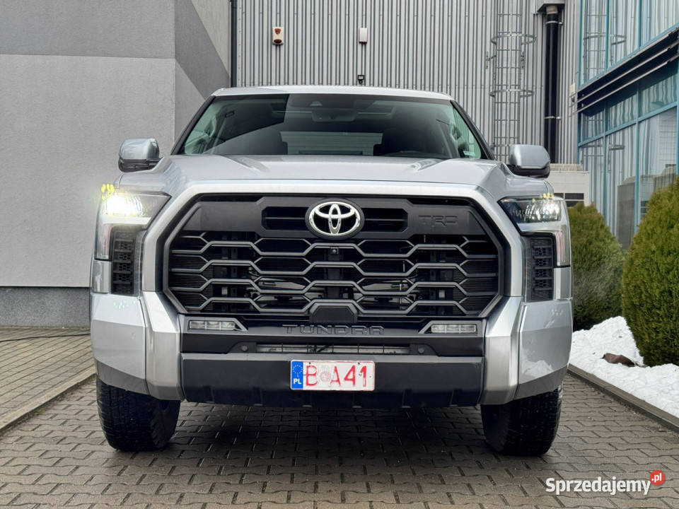 Toyota Tundra 35 V6 BiTurbo 389 PLATINUM wielofunkcyjna kierownica Węgrzce