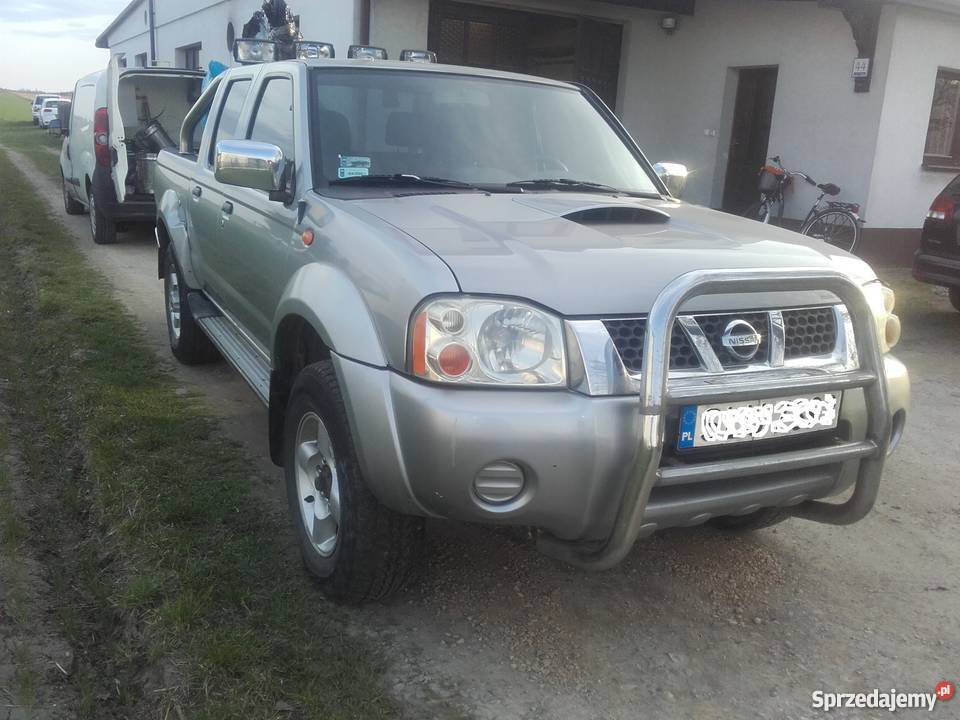 Nissan Navara 25TDI D22 Uszkodzony faktura Vat