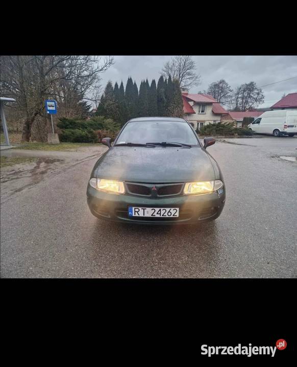 Samochód mitsubishi carisma 18 gdi 1998 nieuszkodzony