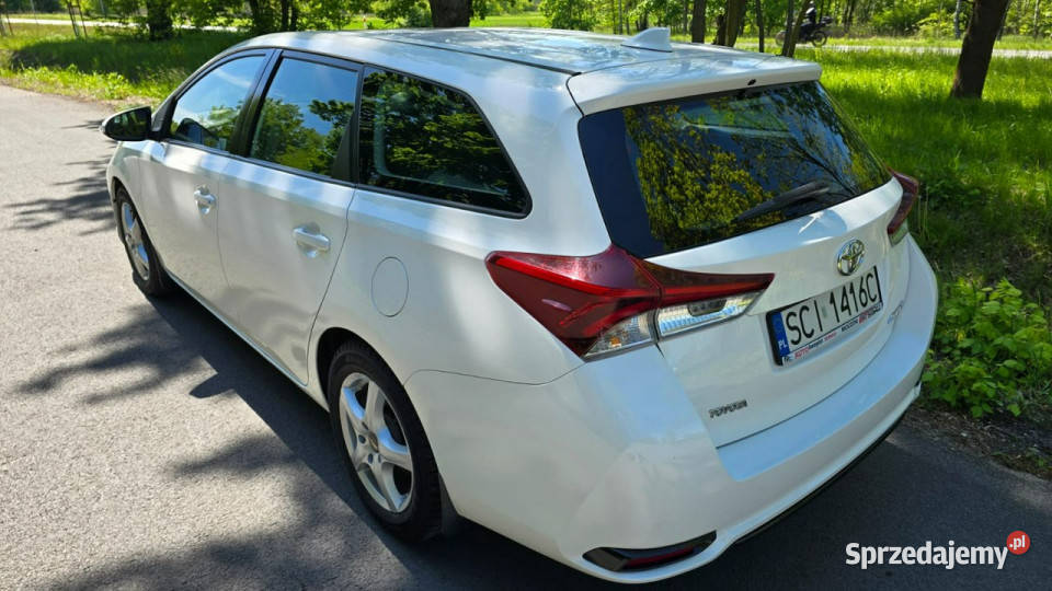 Toyota Auris II 2012 nieuszkodzony mazowieckie Karczew sprzedam