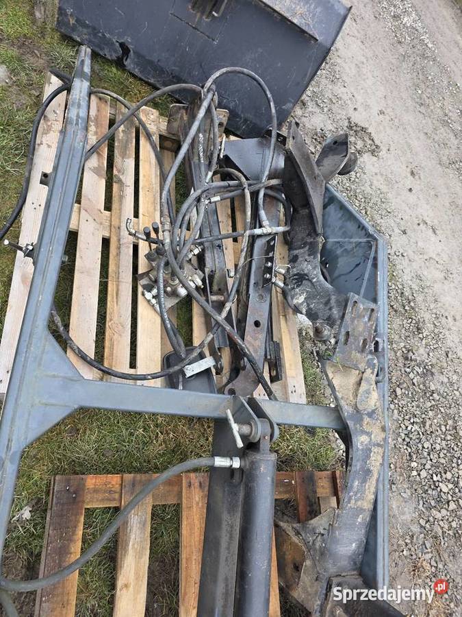 Tur ładowacz czołowy 2 sekcyjny do ursus c360 Tur Samborzec sprzedam