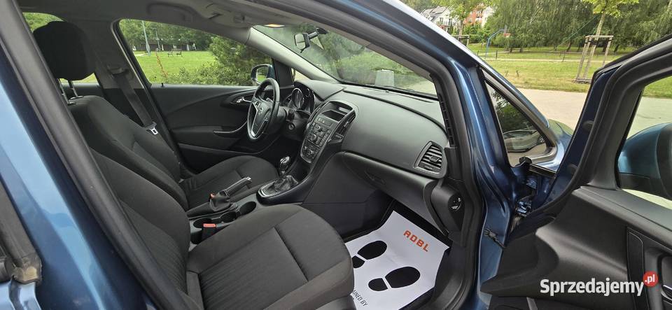 Opel Astra 17TDCi klima 2014r salon zadbany podkarpackie Rzeszów