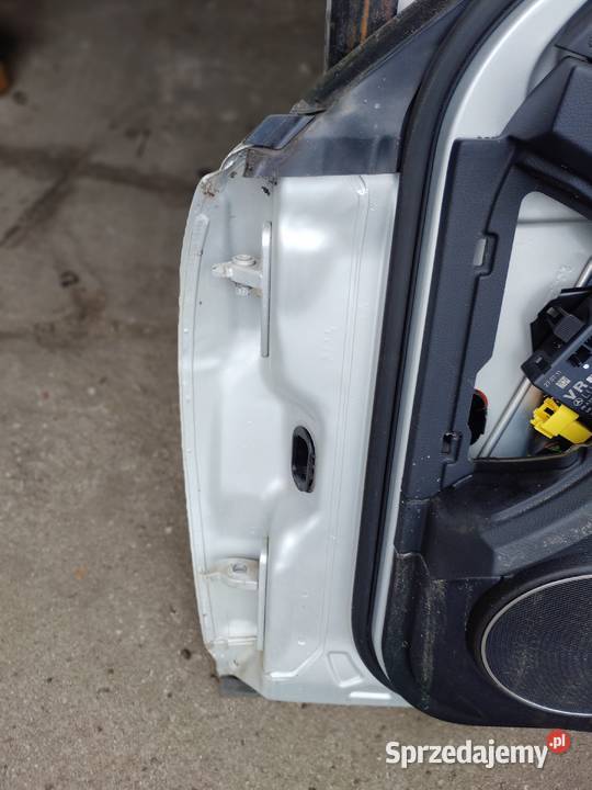 DRZWI PRAWY PRZÓD MERCEDES W204 KOMBI LAKIER 775 Międzychód