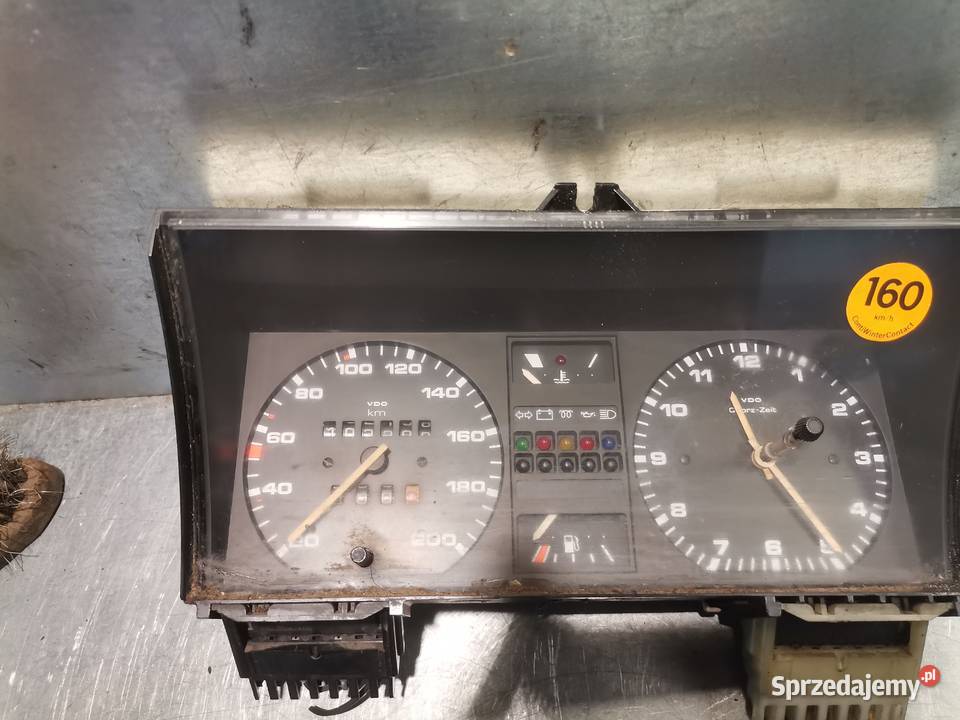 LICZNIK ZEGARY VOLKSWAGEN PASSAT B2 16 D Rok produkcji 1986 Nowy Sącz