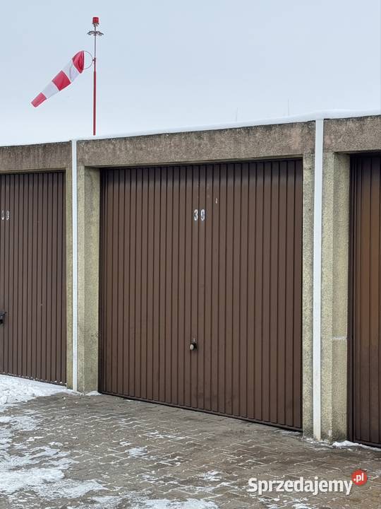 Garaż Kazańska 1a Łomża oświetlenie