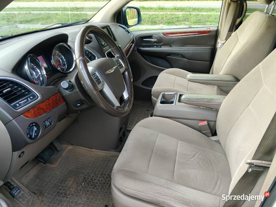 Chrysler TownCountry 2012 36 PbLPG sprowadzony Lębork sprzedam