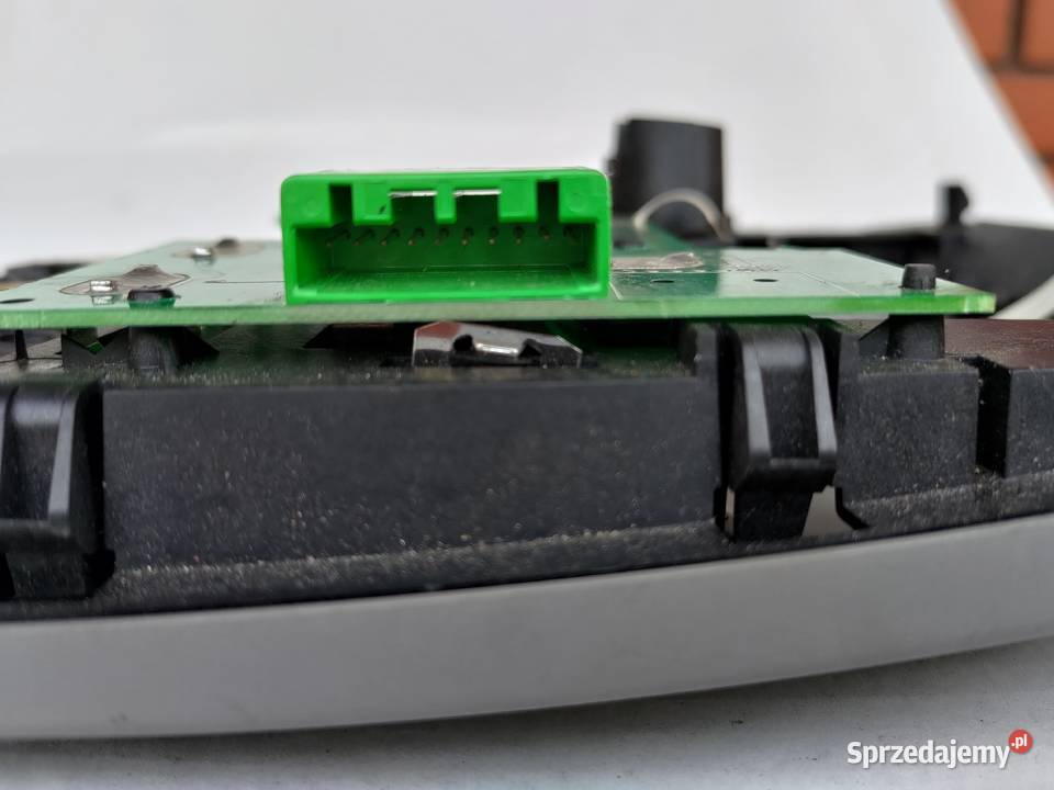 Volvo OE 30669623 lampa kabinowa S 60 V70 XC70 mazowieckie Błonie