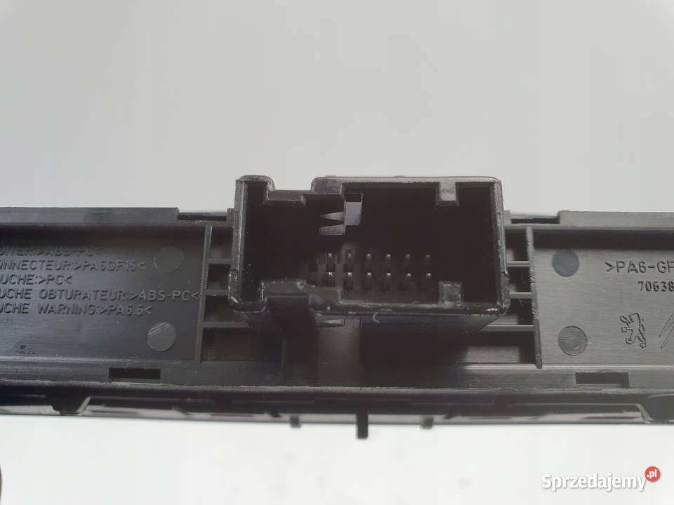 Peugeot 308 WŁĄCZNIK ŚWIATEŁ AWARYJNYCH Panel Panele sterowania, przełączniki Rudka